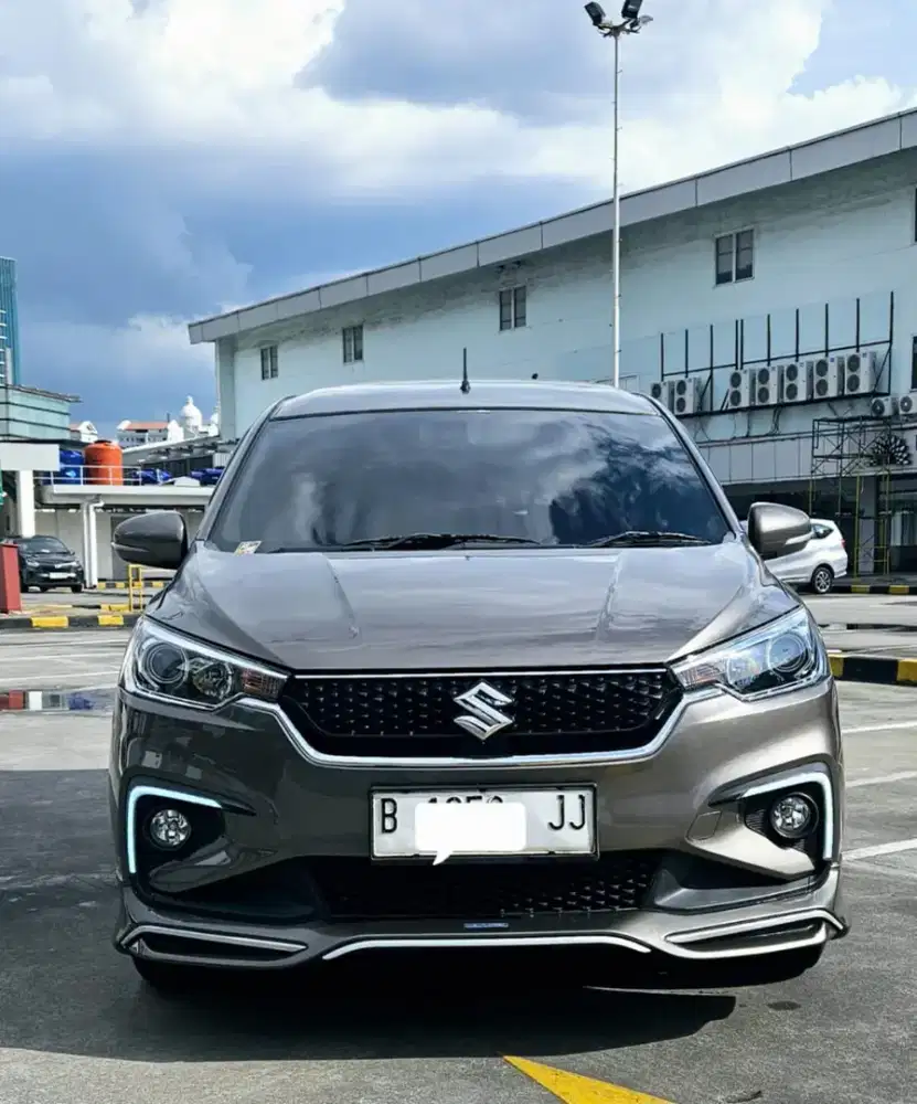 Suzuki ertiga AT Hybrid sport low km