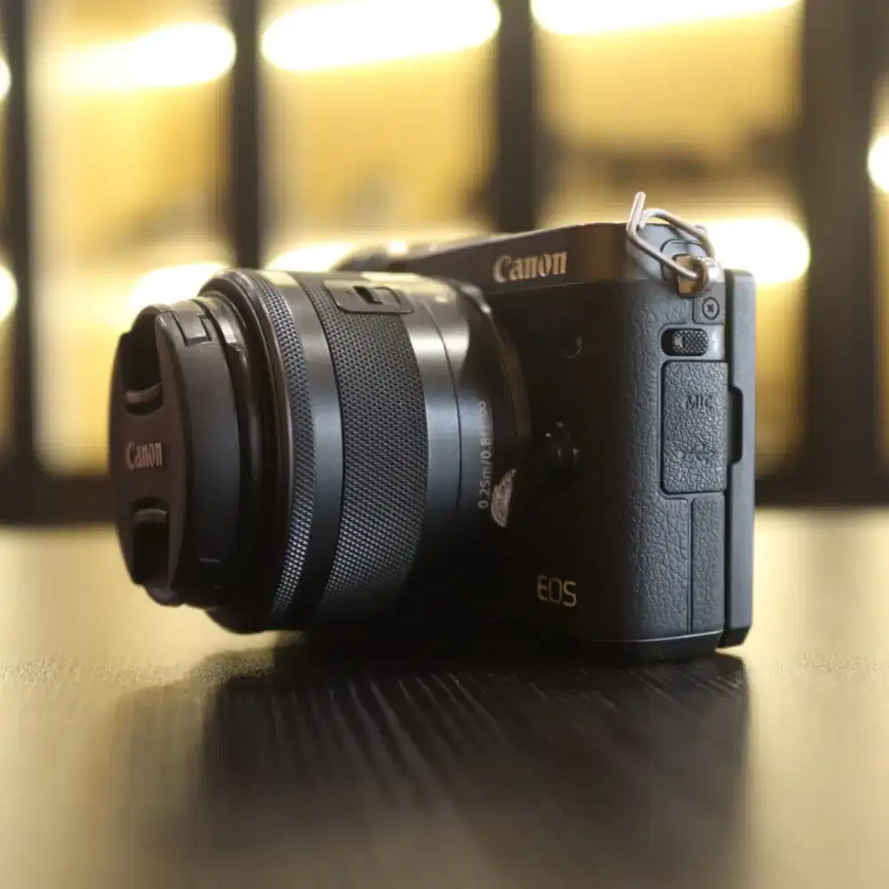 Kamera Mirrorless Canon eos M6 15-45mm IS STM.