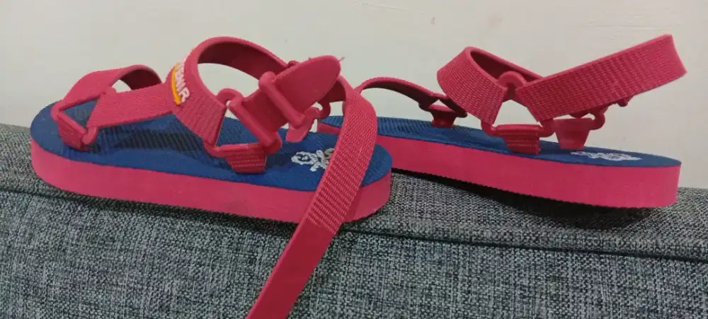Prelove sendal anak ukuran 25 1-3 th