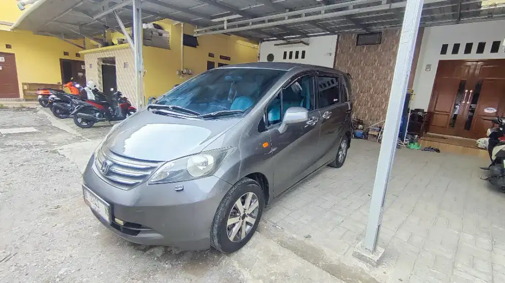 Honda Freed 1.5 PSD 2009 Tangan 1