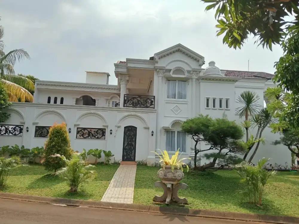 Dijual Rumah Cantik Semi Furnished di Taman Giri Loka BSD, Tangerang Selatan