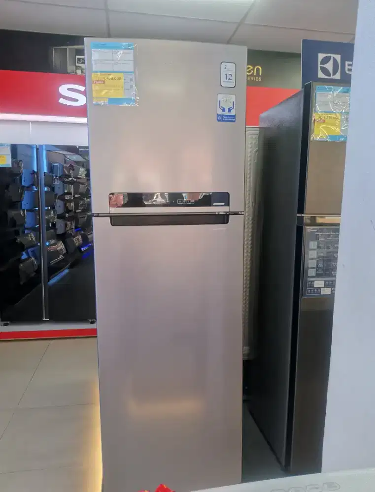 kulkas Midea dua pintu cicilan bisa pakai Homecredit tanpa dp