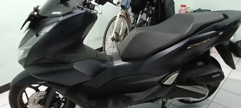 Honda PCX ABS 160CC 2023 BlueDoff ORIGINAL KM 9ribuan RASA DEALER