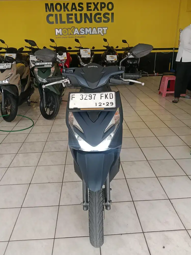 Dijual motor Honda Beat dlx smart key 2024