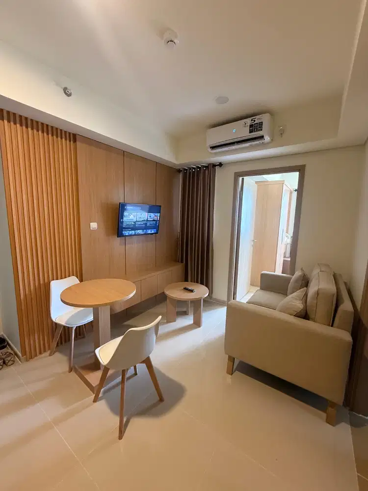 Rent / Sewa Cheap and New Full Furnished Meikarta District 2