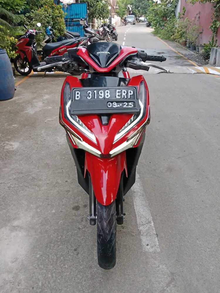 Dijual motor Honda Vario 125 cbs 2020