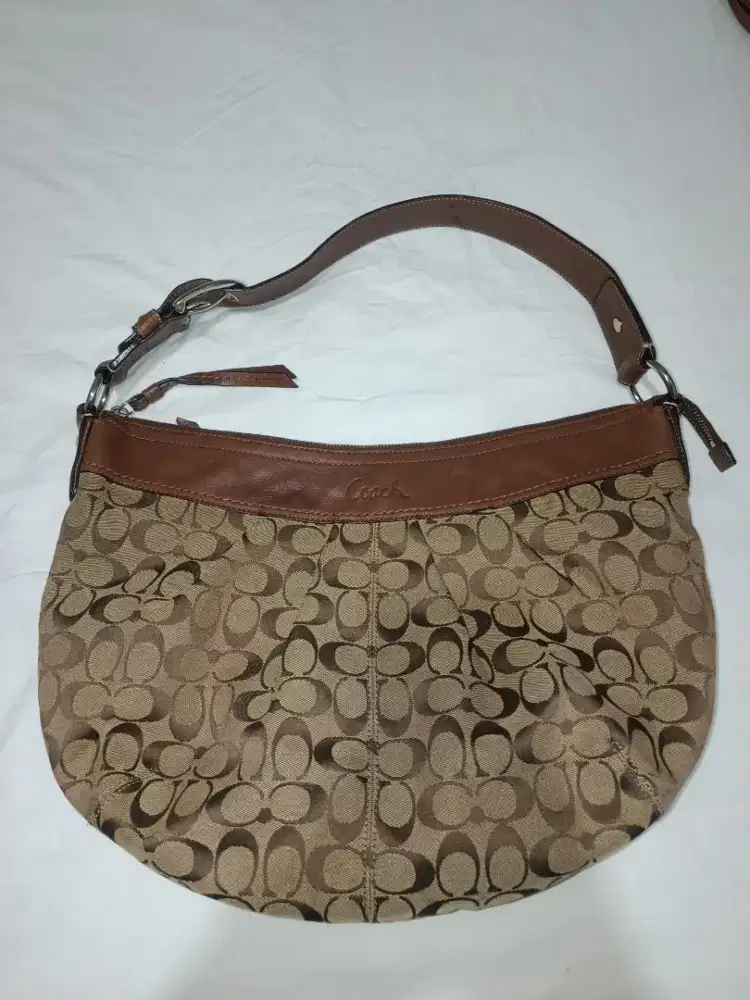 TAS COACH PRELOVED