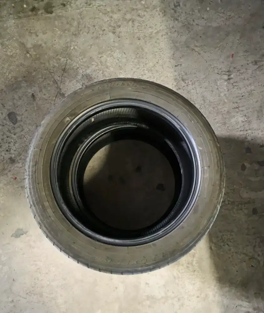 Dijual ban bekas voxy