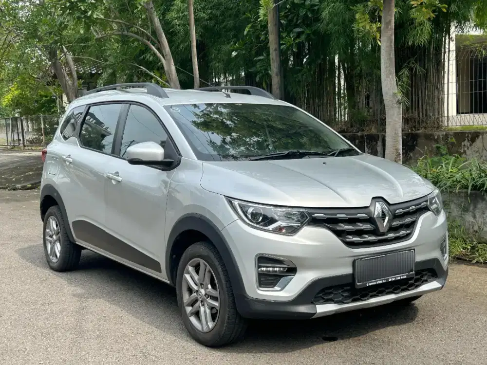 Renault Triber RXZ 1.0 2021 pmk 2022 AMT Matic AT calya 3 Baris Silver