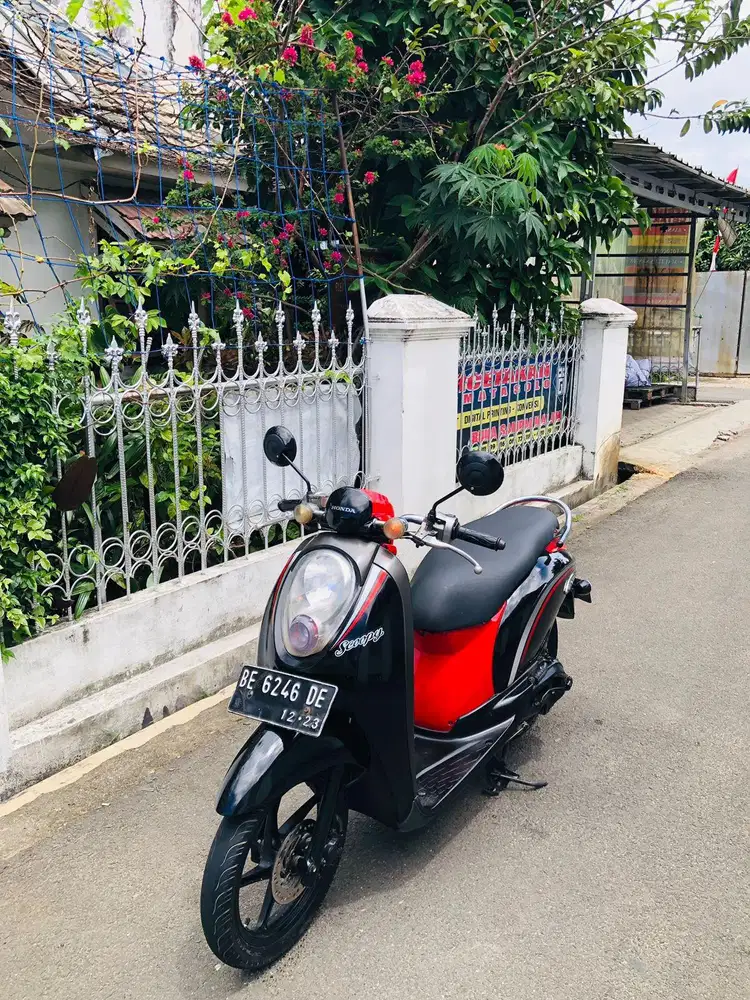 HONDA SCOOPY TERBAIK 2012 Pajak Off