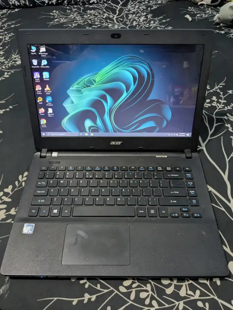 Laptop Acer Aspire ES1-431 Ram 4 Normalan Tinggal Pake Aja