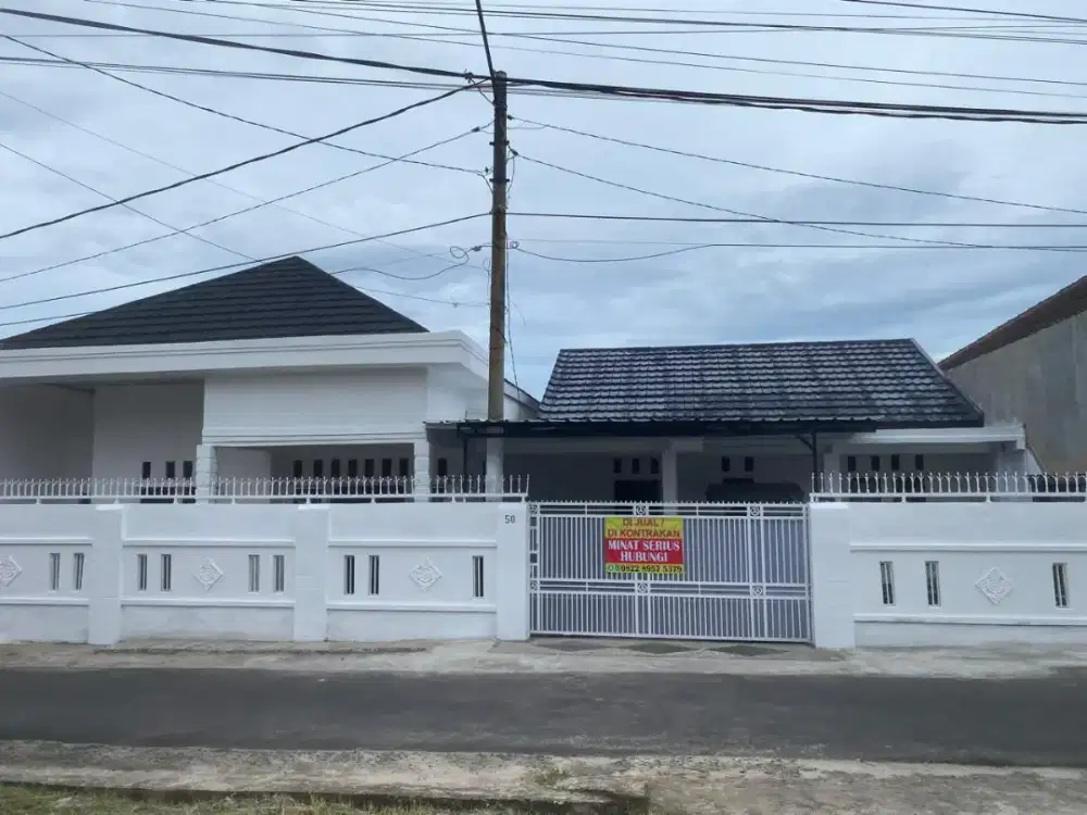 Di sewakan rumah baru renovasi lokasi di pinggir jalan strategis