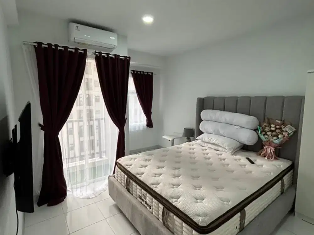 DISEWAKAN APARTEMEN AYODHYA 2 BR LANTAI 11 BAGUS UNIT BARU DIBELI