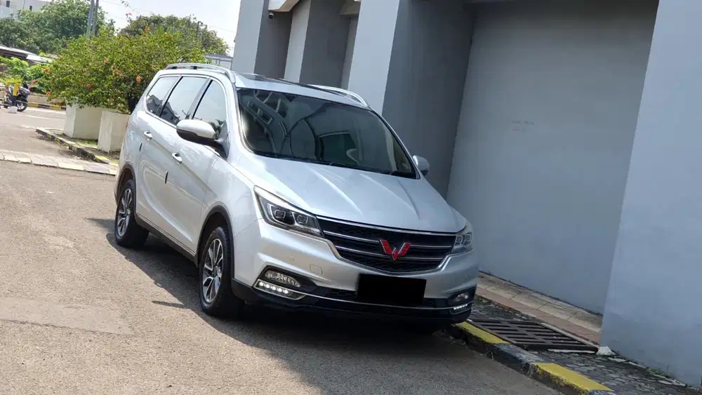 [ GARANSI 5TH ] Wuling Cortez 1.8L Lux+ AMT R18 Silver 2018 2019