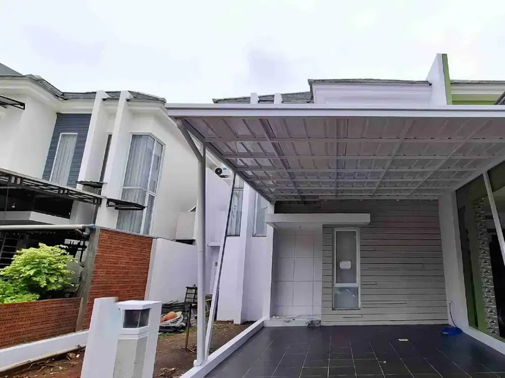 DIJUAL RUMAH 2 LANTAI SUDAH RENOVASI & SIAP HUNI DI CLUSTER BARU KOTA WISATA, DEKAT MAL!