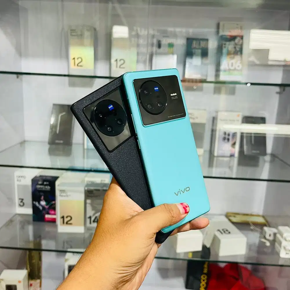 Vivo X80 5G 12/256 mulus fullset original. TT juga bisa