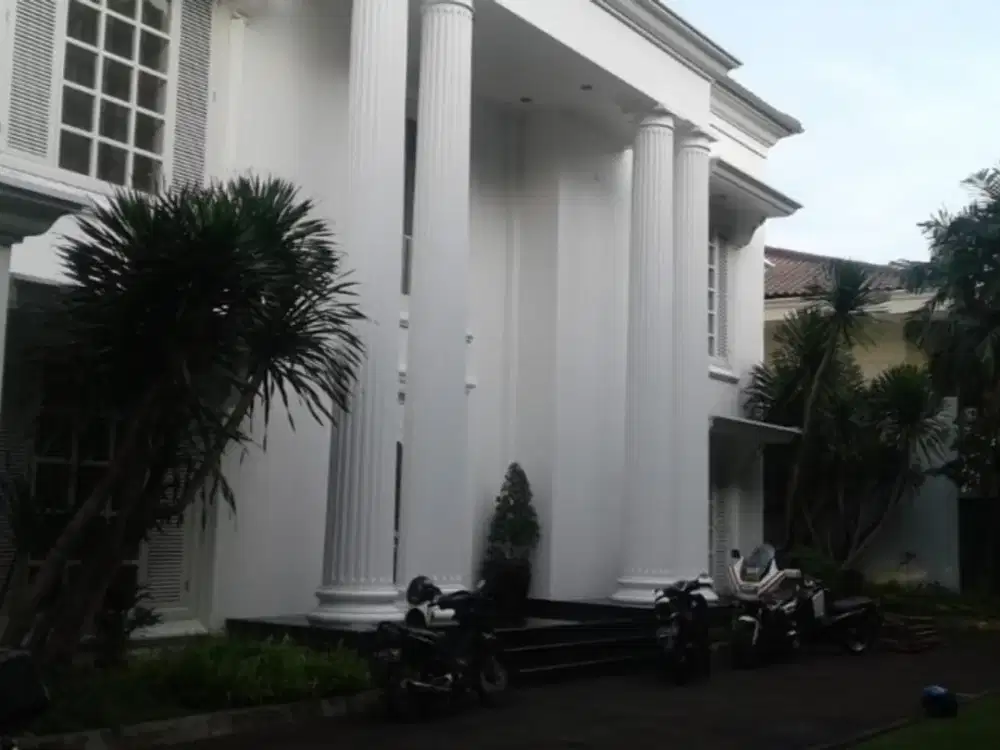 Rumah Di Jl.Sriwijaya,Kebayoran Baru