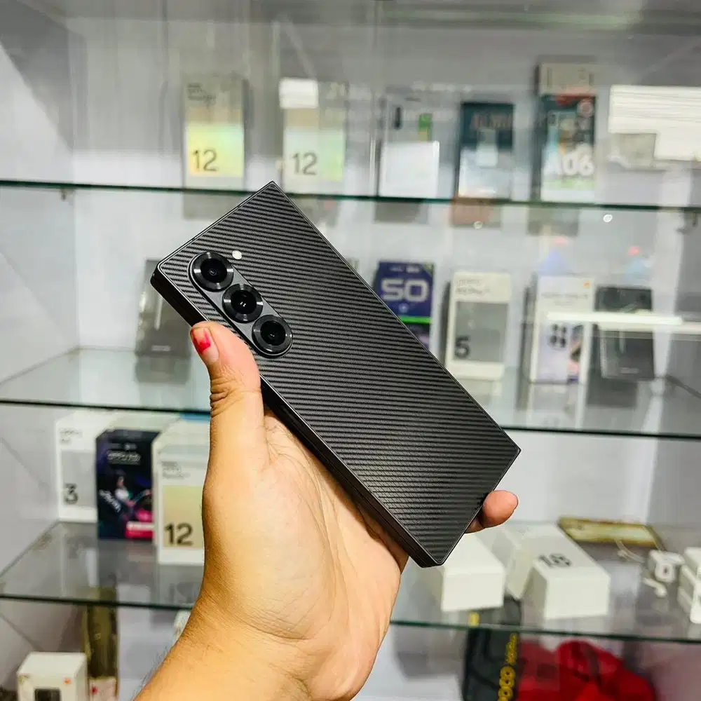 Samsung Z Fold 6 5G 12/512 fullset original dan bergaransi. Bisa TT