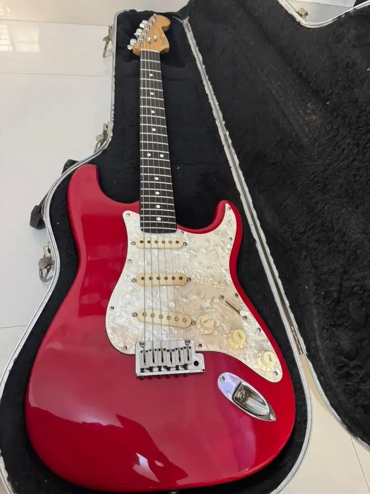 Fender Stratocaster American Standard 1994 Merah