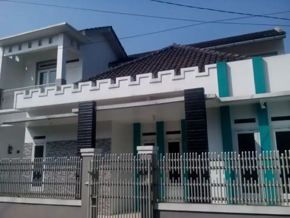Rumah murah dalam komplek margahayu raya
