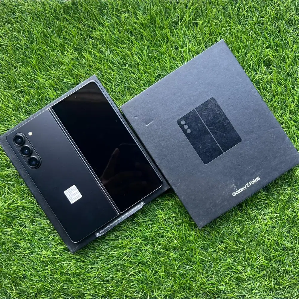 Samsung Z Fold 5 12/256GB Black resmi sein