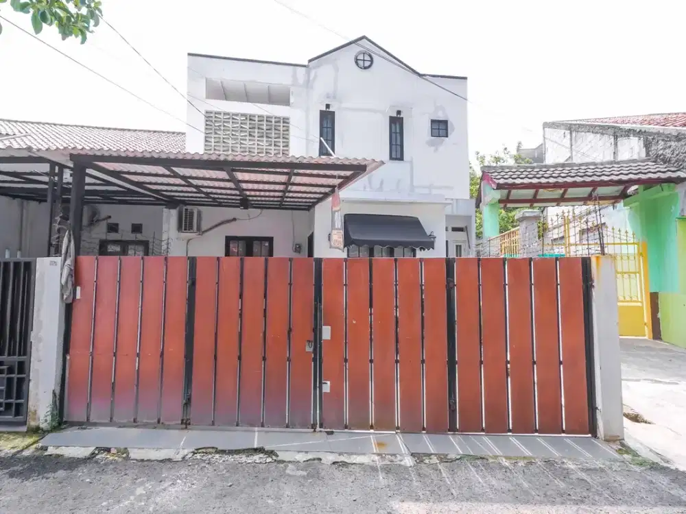 Rumah Strategis 5 Menit ke Gerbang Tol Kukusan 3 Hadap Timur J-33956