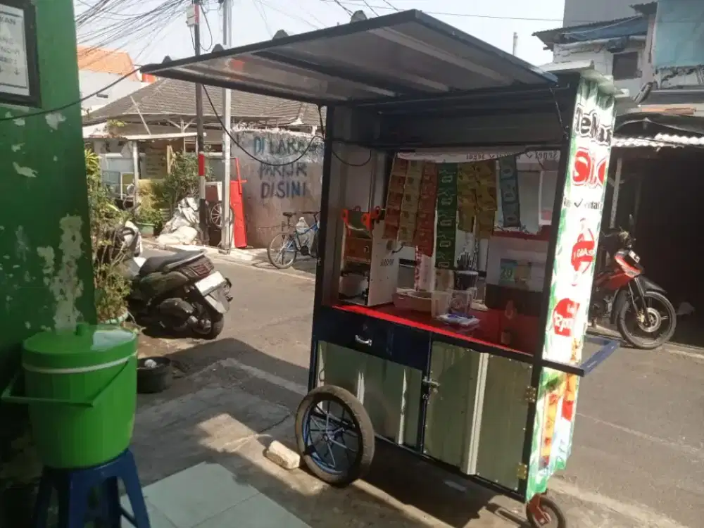 Di jual gerobak teh solo