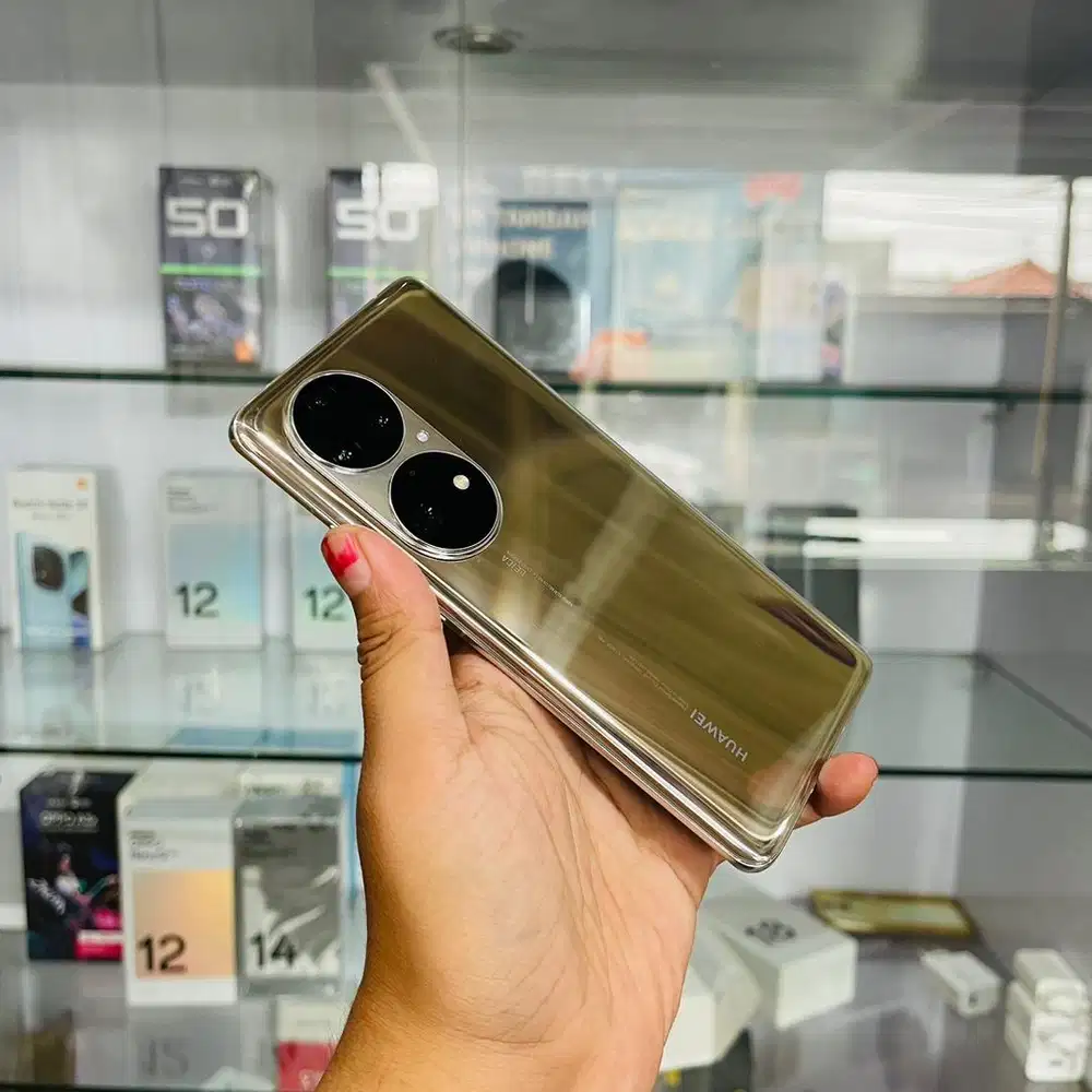 Huawei P50 Pro 8/256 resmi indonesia mulus fullset. TT juga bisa