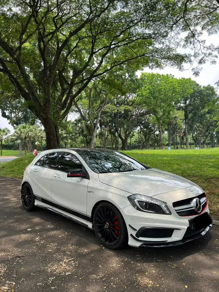Mercedez Benz A45 AMG