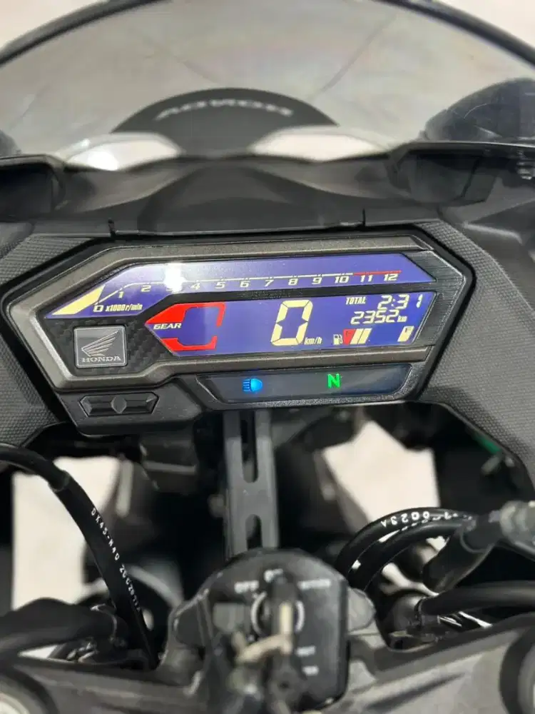 ISTIMEWA Honda CBR 150 R Facelift 2020