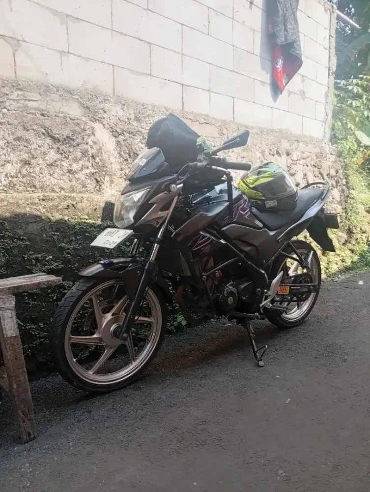 Cb 2014 street Fighter kumplit