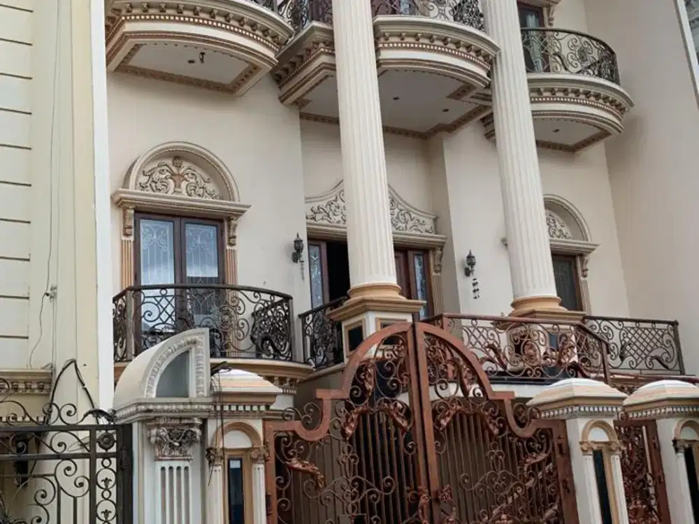 Rumah Mewah 2 Lantai Kelapa Gading