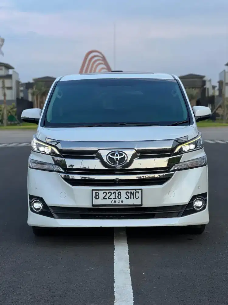 Toyota Vellfire 2.5 G AT 2015 AT