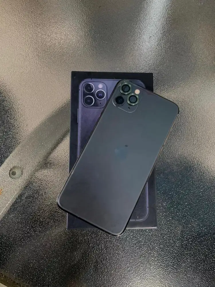 Iphone 11 Pro Max 256gb space grey atau Tukar Tambah ke Iphone 15