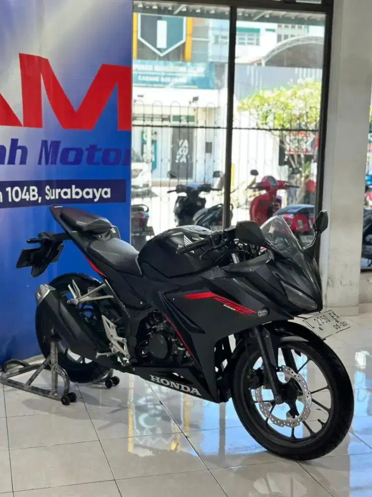 KM 2RIBU ! HONDA CBR 150 R TH 2020 LIKE NEW