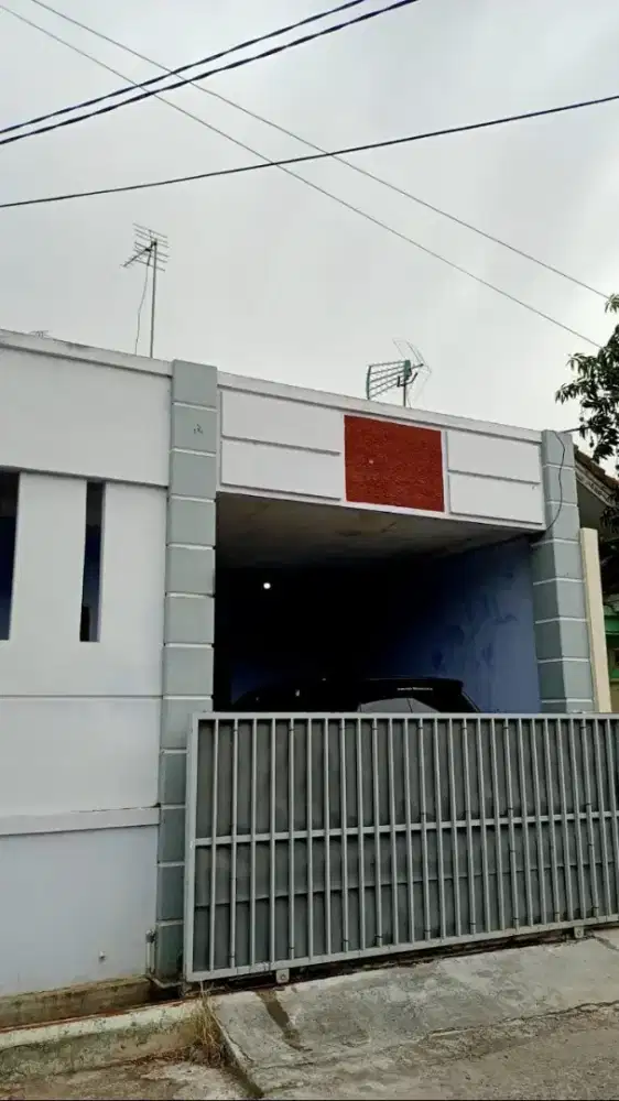 Dijual Rumah di Harapan Indah Bekasi jalan Cempaka Indah