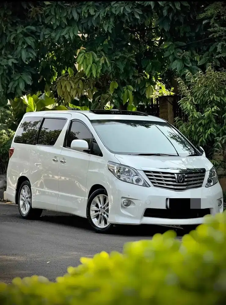 Toyota Alphard 2010 Bensin