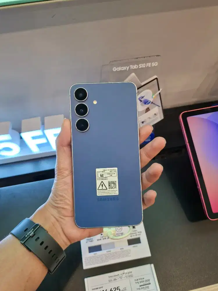 Samsung galaxy s25 fe 8/256 free galaxy fit3