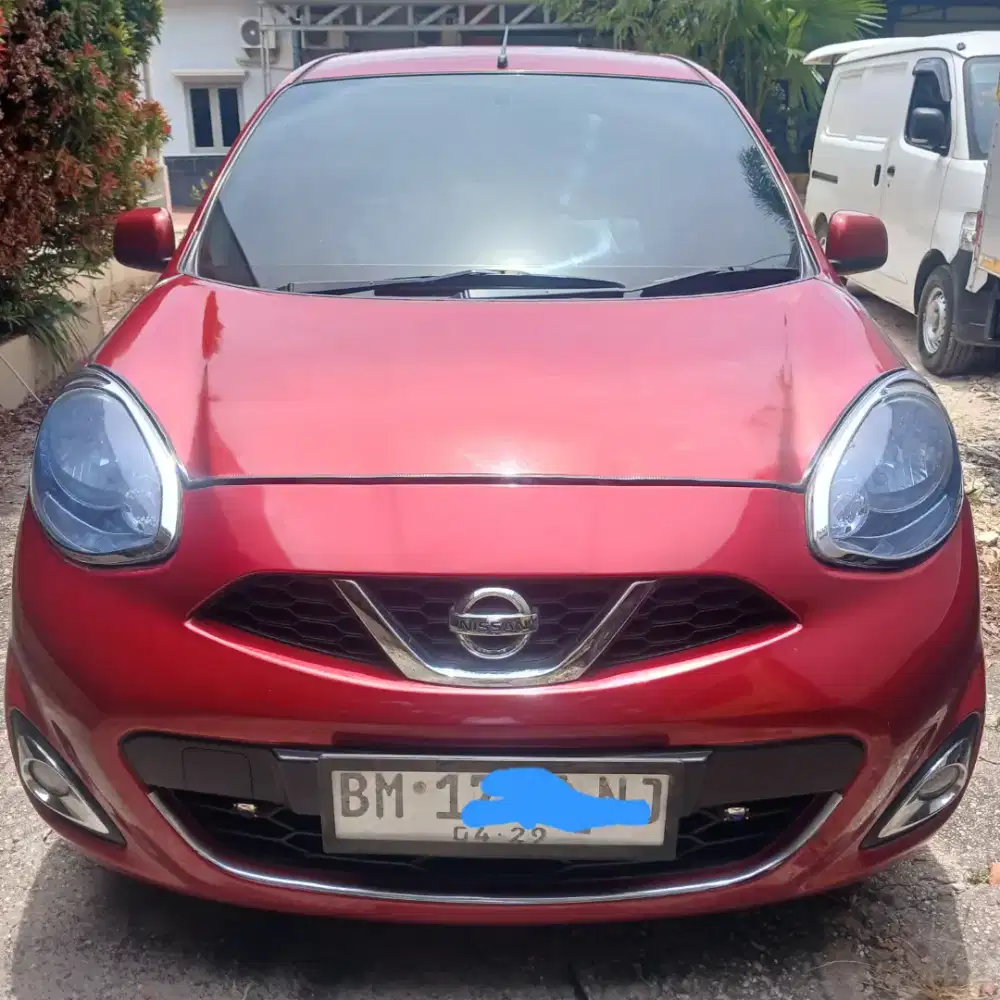 Nissan March MT 2014