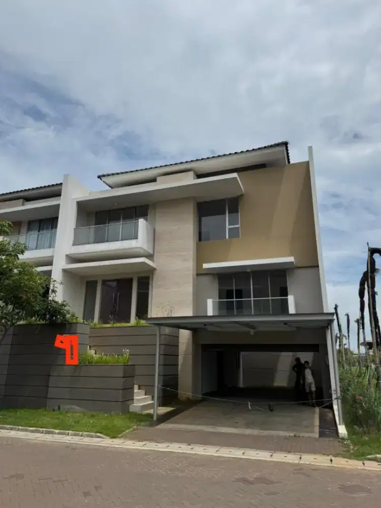 DIJUAL TERMURAH RUMAH Golf Island PIK