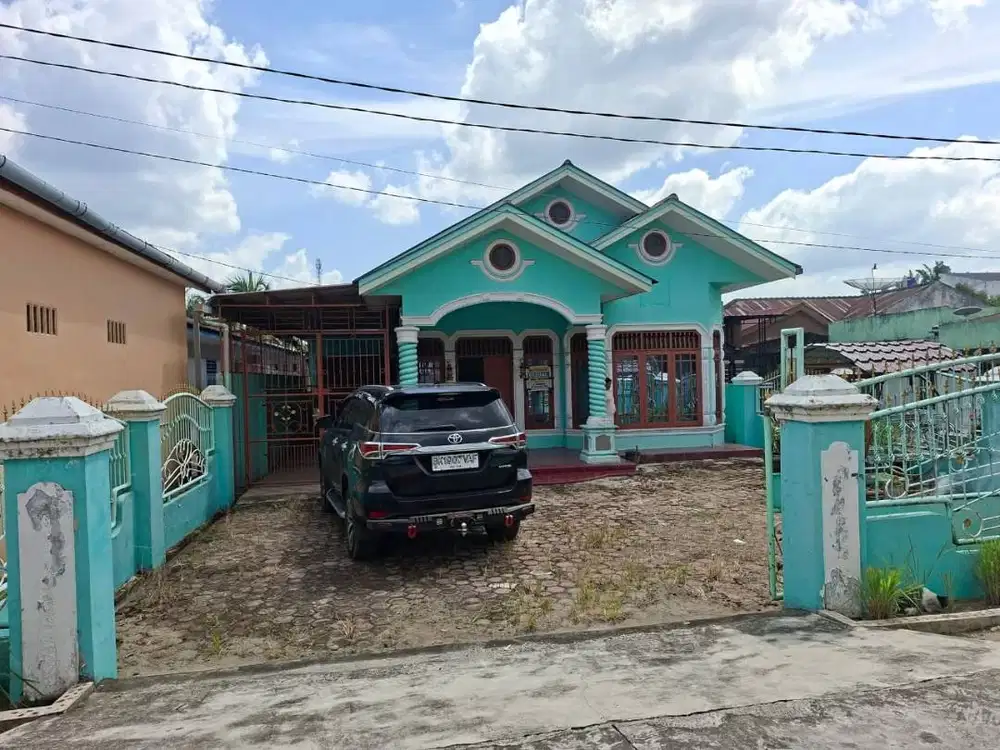 Dijual Rumah, lokasi strategis, cocok dijadikan hunian pribadi dan Kos