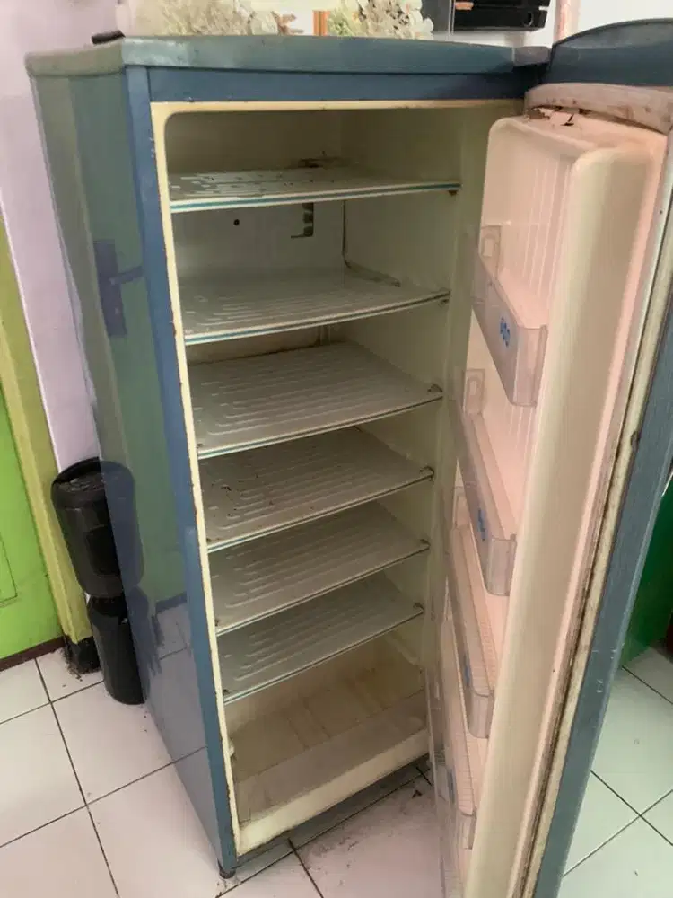 Freezer 6 pintu