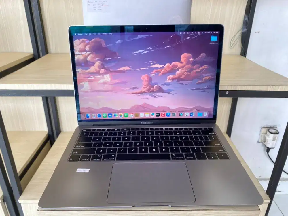 Macbook Air 2018 (A1932) Core i5 13inch  RAM 16GB/512GB Fungsi Normal