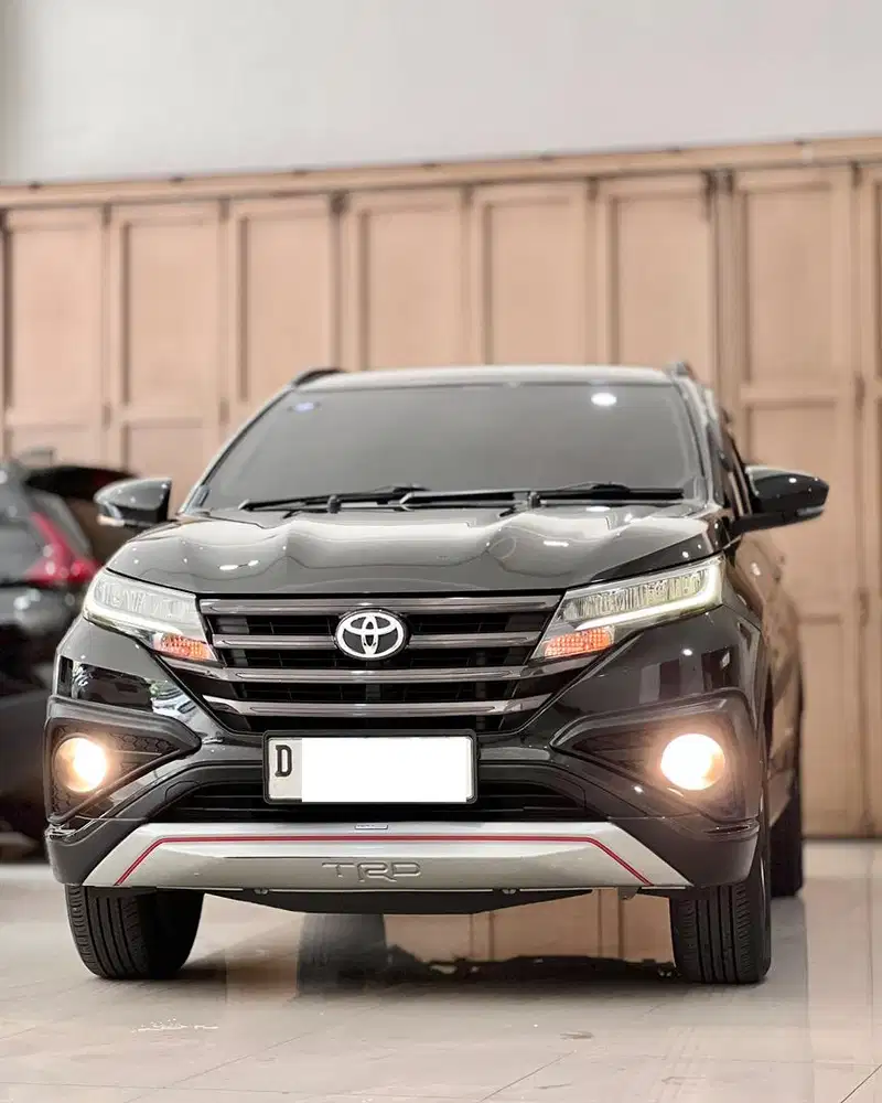 Rush TRD Sportivo A/T 2019 Istimewa