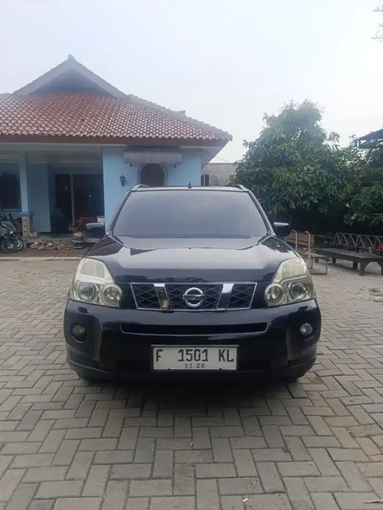 Nissan X-Trail T31 2.0 Bensin-AT Tahun 2011
