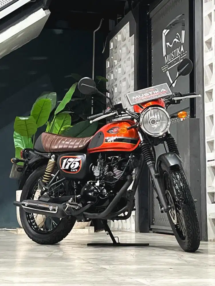 Cafe Series‼️Kawasaki W175 Café 2022. Odo 16rb. DANNY Mustika Motor