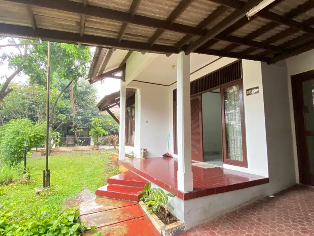 Rumah Disewa di Bona Indah Lebak Bulus - Lokasi Nyaman dan aman