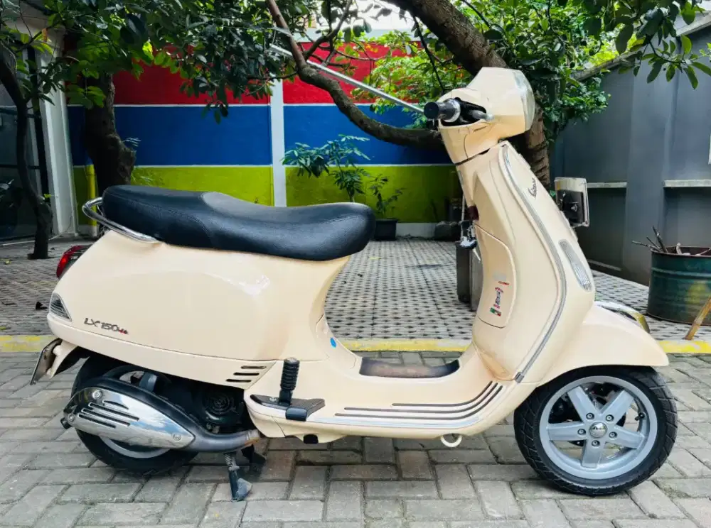 Vespa matic lx 150 v3
