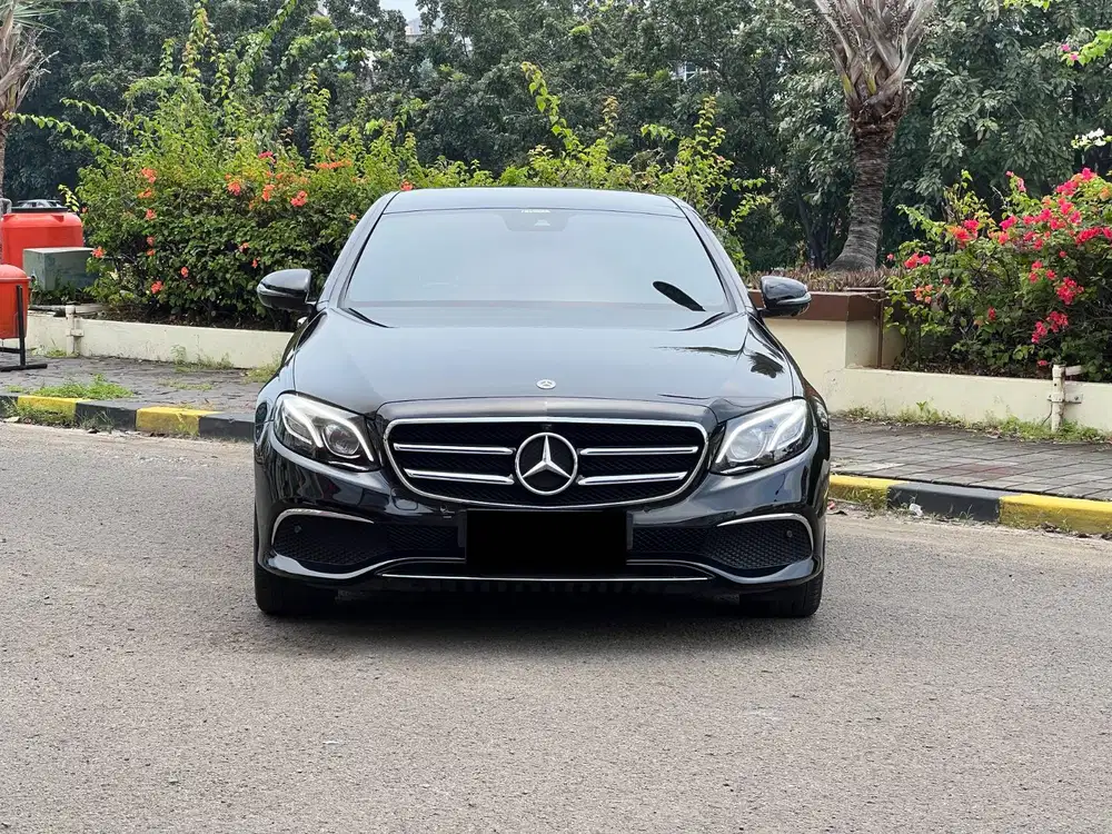 [ GARANSI 5TH ] Mercedes Benz Mercy E300 E 300 Avantgarde W213 2019/20