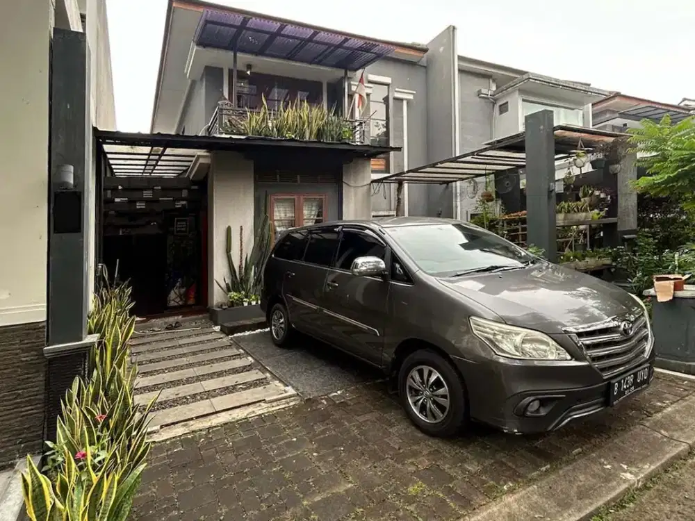 Rumah Terawat 2 Lantai KT 3+1 di The Green BSD, Full Furnished